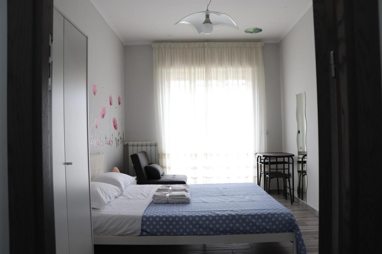B&B Francesco Fly ナポリ エクステリア 写真